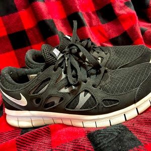 Women’s Nike Free run shoes